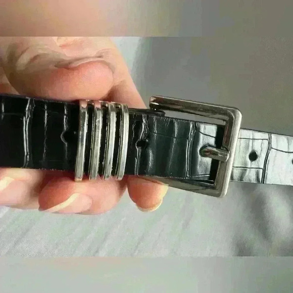 Anne Klein Women’s Synthetic Leather Black Snakeskin Pattern  Belt Medium - Picture 7 of 13